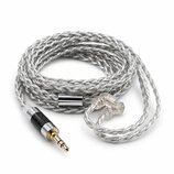 Stříbrný pletený kabel s konektorem 3,5mm jack v pozlaceném provedení. Kabel je vybaven průhlednými špunty do uší a jedním kovovým cylindrickým prvke…