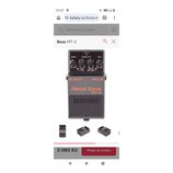 Šedý efekt pedál s nápisy Metal Zone a MT-2. Na horní části jsou čtyři ovládací knoflíky s popisky LEVEL, EQUALIZER (HIGH, LOW, MIDDLE, MID FREQ) a D…
