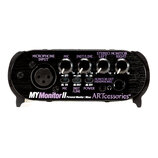 Černý osobní monitor a mixér s nápisem MYMonitor II Personal Monitor / Mixer ARTccessories™. Zařízení má čtyři otočné ovladače s bílými ukazovateli a…