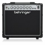Černý kytarový kombo zesilovač s logem behringer na přední mřížce. V pravém horním rohu je nápis HA-20R. Ovládací panel obsahuje sekce OVERDRIVE, CLE…