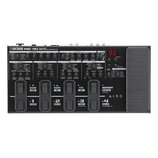 Černý efektový pedál s nápisem BOSS ME-90 GUITAR MULTIPLE EFFECTS. Zařízení má horní panel s množstvem ovládacích knoflíků, přepínačů a červeným digi…