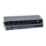 Dvě šedé rackové audio rozhraní značky steinberg s modely UR816C. Horní jednotka zobrazuje přední panel s knoflíky, vstupními konektory a nápisy jako…