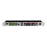 Stříbrný rackový procesor s nápisem TASCAM TA-1VP a logem antares. Zařízení má zelený displej s textem Auto-Tune Sensitivity: Z, ovládací knoflík a n…