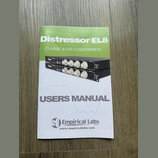 Fotografie zachycuje uživatelskou příručku s nápisem USERS MANUAL. V horní části je zelený pruh s textem Distressor EL8 a CLASSIC KNEE COMPRESSION. U…