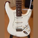 Vintage V6JMH (Hendrix) – Olympic White, Wilkinson, serizeno