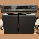 Černý stereografický ekvalizér značky Technics, model Stereo Graphic Equalizer SH-GE70. Zařízení má digitální displej a řadu posuvníků pro ovládání ú…