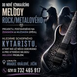 Reklamní grafika s textem hledání kytaristy do rock/metalového projektu Melody. Na obrázku je zobrazená tmavá elektrická kytara s vlnitým povrchem dř…