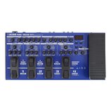 Modrý efektový procesor pro basovou kytaru s nápisem BOSS ME-90B MULTIPLE EFFECTS. Zařízení má horní panel s mnoha ovládacími knoflíky, přepínači a d…