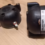 Levně 3 v&yacute;&scaron;kov&aacute; repra Celestion CDX 1070 na d&iacute;ly nebo opravu