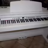 Digit&aacute;ln&iacute; piano ORLA