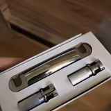 PRED&Aacute;M Gotoh Tailpiece (most&iacute;k) chrome / Možn&aacute; v&yacute;mena