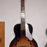 Ibanez Freshman Salvador kolem roku 1950