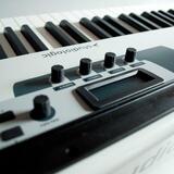 Studiologic Acuna 88 - řídicí MIDI klaviatura