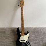 Fender / Schecter Jazz Bass