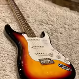 Fender Made in Japan Traditional 60 Stratocaster sunburst