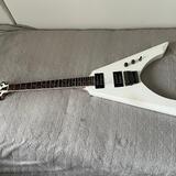 PK Guitars custom "V"- čko