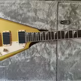 Z&aacute;novn&iacute; kytara ESP LTD KH-V Kirk Hammett signature
