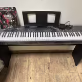 Stage piano Roland FP-30X, Yamaha P-45, Kurzweil PC4