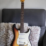 Fender Stratocaster Japan 80s