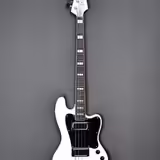 Prod&aacute;m Lakland Skyline Decade
