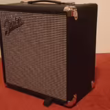 prod&aacute;m baskytarov&eacute; kombo Fender Rumble 15W