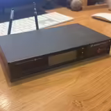 Prod&aacute;m přij&iacute;mač Sennheiser EW-100
