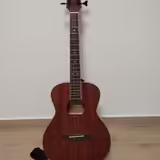 Basov&eacute; ukulele Lanikai MA-EBU
