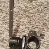 Drž&aacute;k bubnu k rampě 38mm.