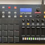 Akai MPD 232 Midi kontroler