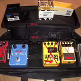 Chorus / Ladička / Pedalboard / Multinap&aacute;ječ