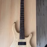 Pred&aacute;m basu Cort Action DLX AS OPN