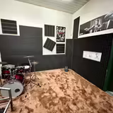 Rock-Metal zku&scaron;ebna ke sd&iacute;len&iacute; Kralupy