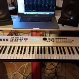 Prodam YAMAHA MX61 v2