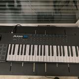 Alesis VI49 MIDI klávesy