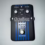 EBS OctaBass &ndash; Triple Mode Octave Divider, efektov&yacute; ped&aacute;l