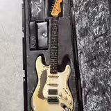 Fender John Cruz Masterbuilt 1963 Stratocaster Olympic White