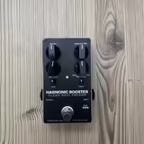 Darkglass - Harmonic booster (clean bass preamp)
