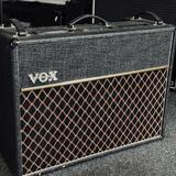 1990 Vox AC30 (Top Boost Reverb), vyroben v UK.