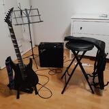 Prodám el. kytaru + vybavení, v perfektním stavu