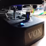 Pred&aacute;m VOX wah V845 Modifikovan&yacute;