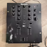 DJ mix Numark M2