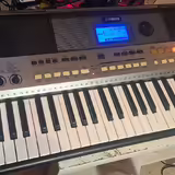 YAMAHA PSR E443