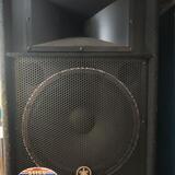  Prodám powermix Yamaha EMX5014C +bedny a stojany
