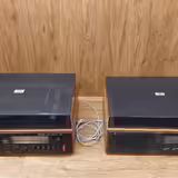 2x Gramor&aacute;dio Tesla Duo 1038A