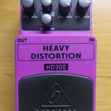 Heavy Distortion HD 300 Behringer