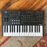 Korg Wavestate (bez krabice)