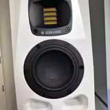 Adam Audio A4V - nov&eacute; studiov&eacute; monitory