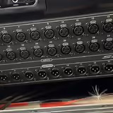 Behringer S32