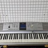 Yamaha DGX 505