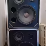 Ozvučovac&iacute; aparatura, zesilovače , mix, mikrofony atd.
